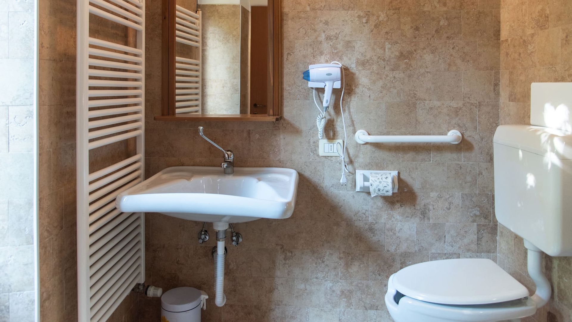 STD BAGNO CAM 8